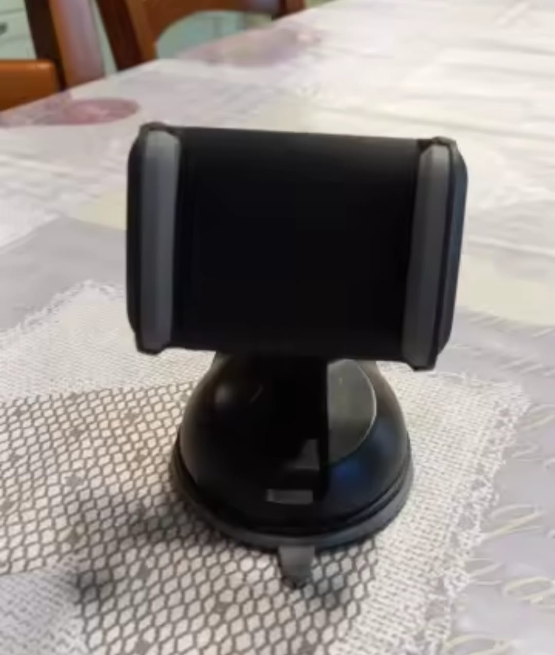 360° Rotation Universal Car Phone Holder – Dashboard &amp; Windscreen