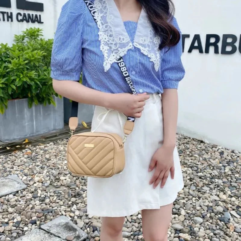 Aura Cream Leather Handbag for Girls & Women | Stylish Shoulder