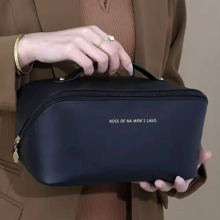 Large Capacity Travel Cosmetic Bag | Black brown pink